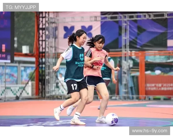 以扫腿舞动作融入足球训练探索身体协调与竞技表现的新融合路径 以扫腿舞动作融入足球训练探索身体协调与竞技表现的新融合路径